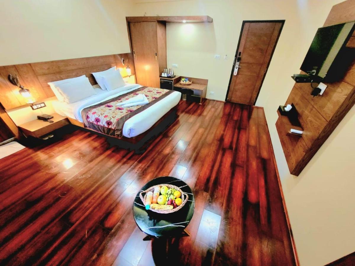 Hotel Green Rooms, Vintage Luxury Near Dal Lake Srīnagar Exterior foto